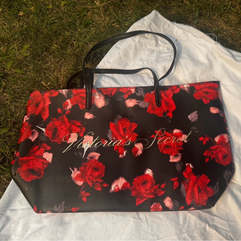 Victory Secret Tote